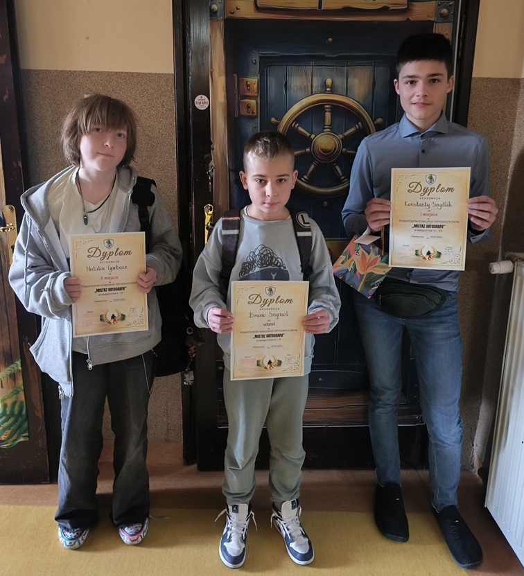 Zwycięzcy konkursu ortograficznego w Adamowiźnie